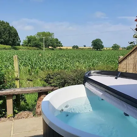 Bonneys Barn Retreat - Luxury Homely Getaway Burgh Saint Peter Exterior photo