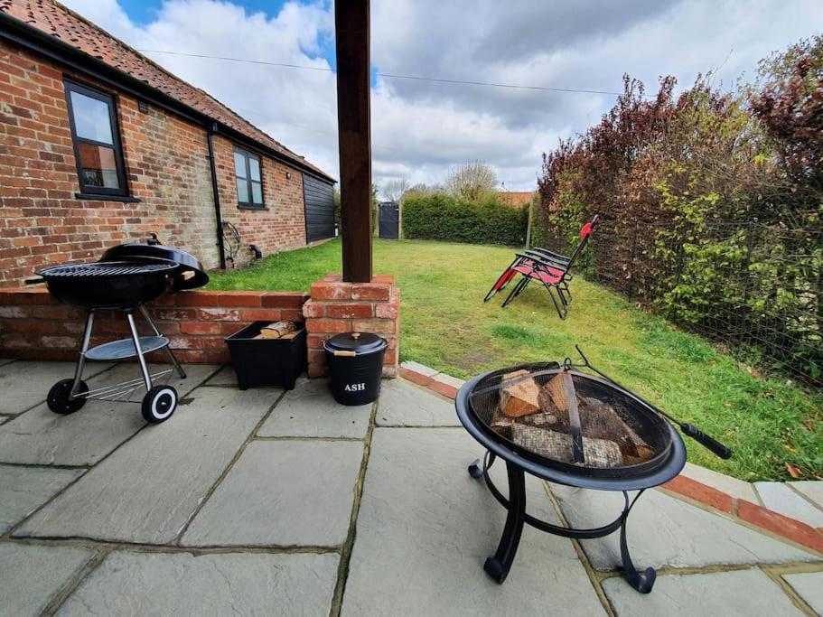 Bonneys Barn Retreat - Luxury Homely Getaway Apartment Burgh Saint Peter
